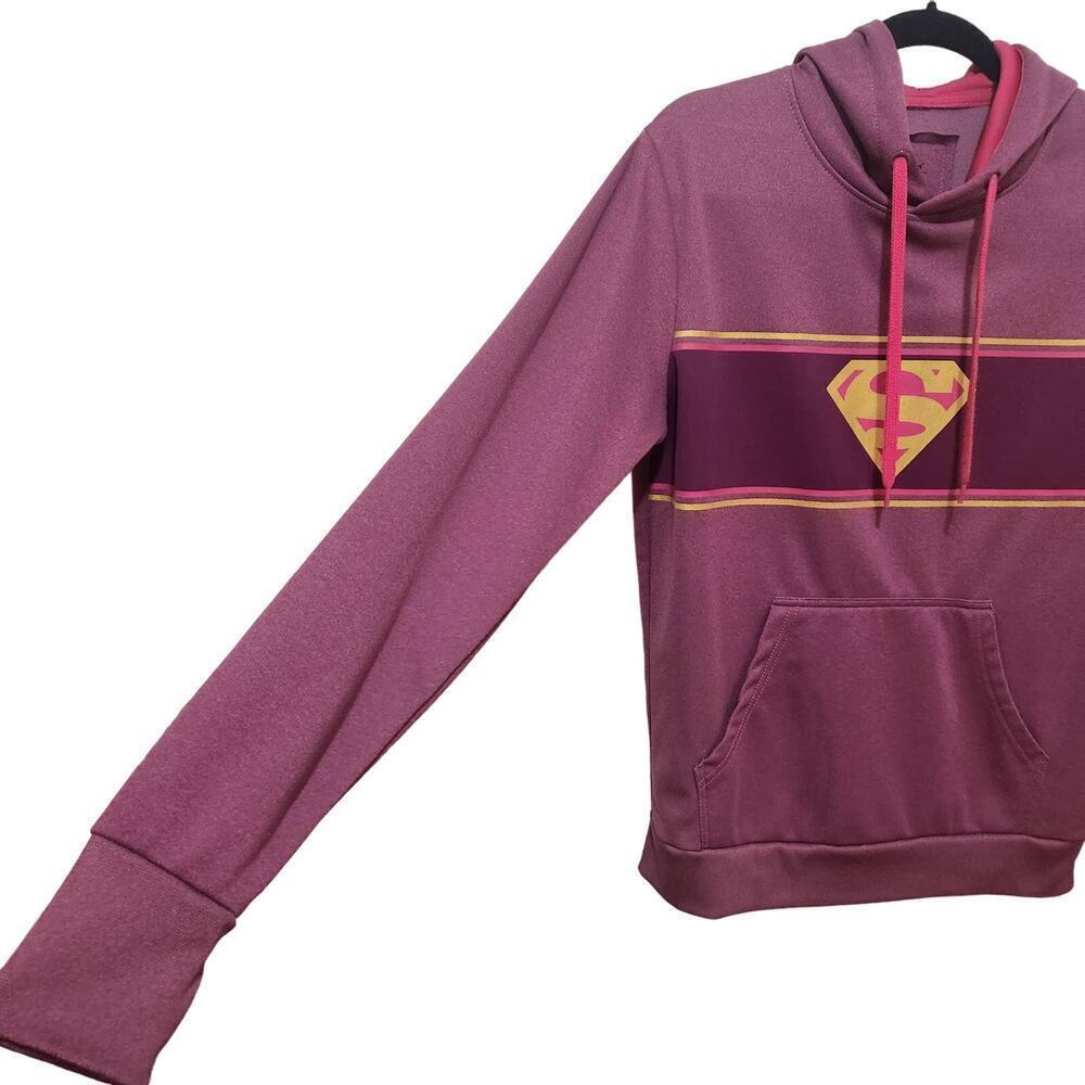 Six Flags Super Girl Hoodie Pink Six Flags Spell Out Thumb Holes Small Pullover - Picture 3 of 10